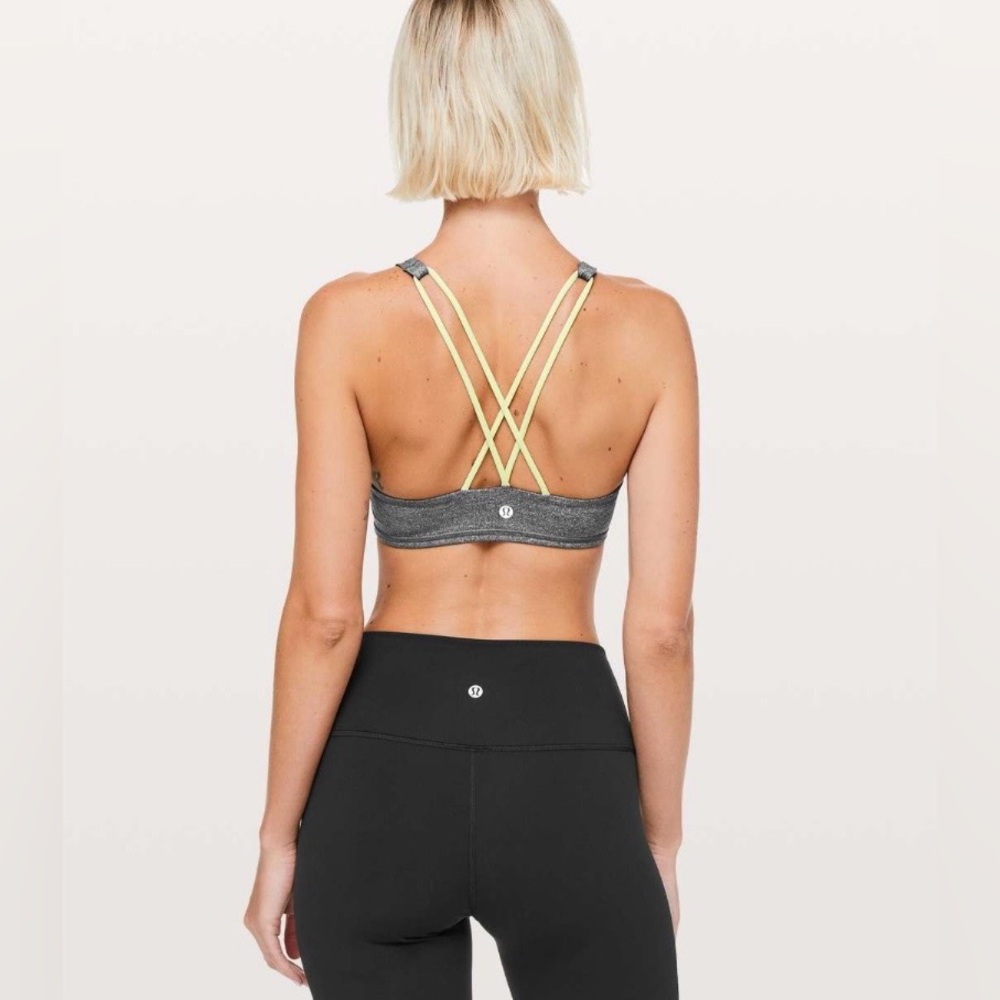 Lululemon Free To Be Bra *High Neck
Heathered Black / Lemon Ice